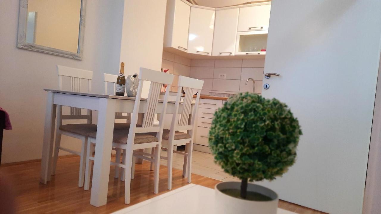 Apartment Nina Centar 莫斯塔尔 外观 照片